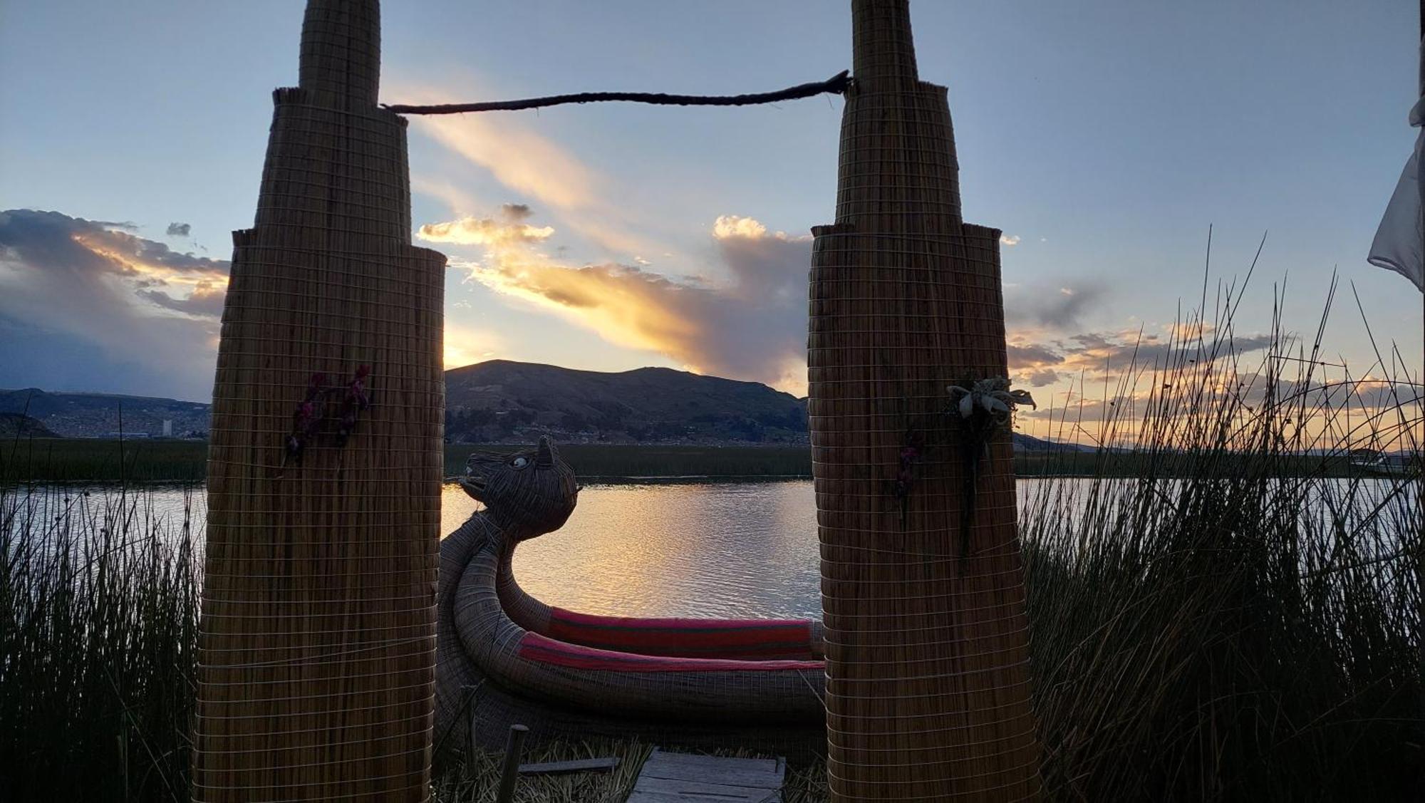 Uros Lodge Peru Puno Luaran gambar