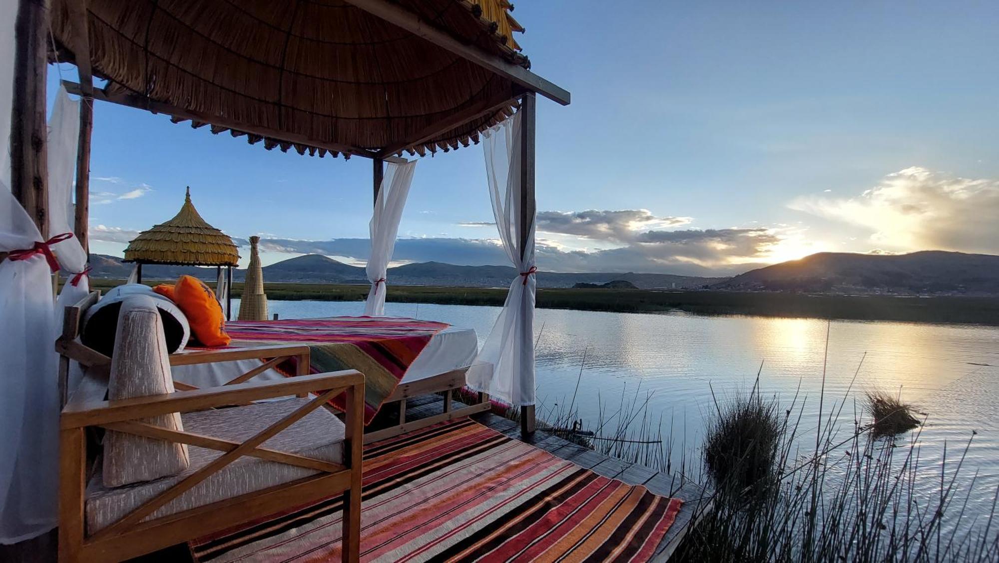 Uros Lodge Peru Puno Luaran gambar
